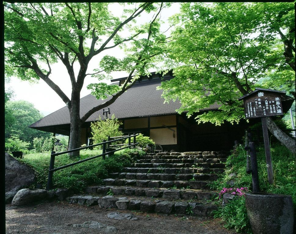 Hatago Chujikan Hotel Maebashi Buitenkant foto